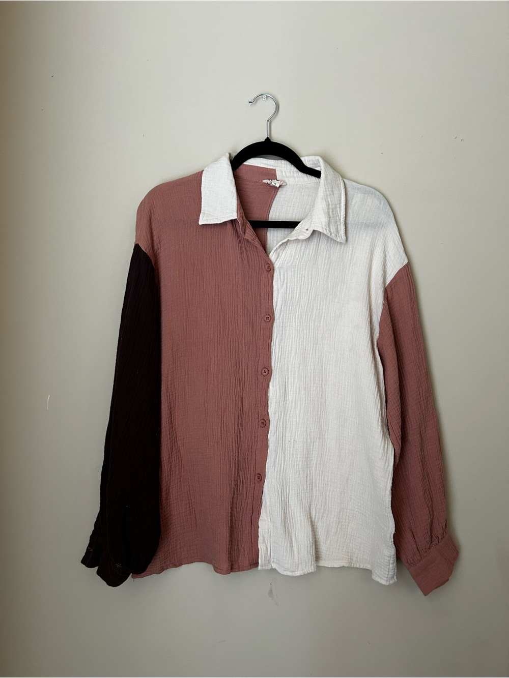 Colorblock Long-Sleeve Button-Up Shirt - White & Dusty Rose